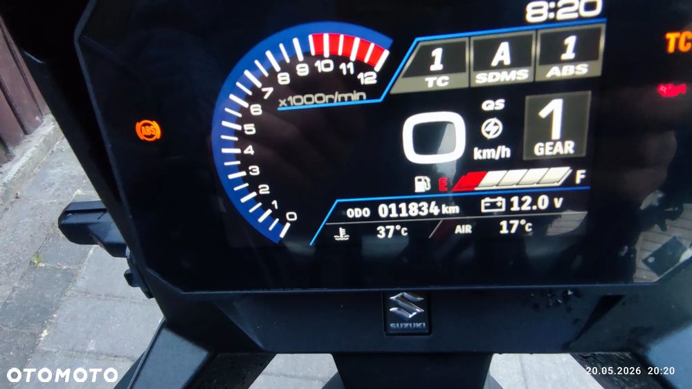 Suzuki DL - 4