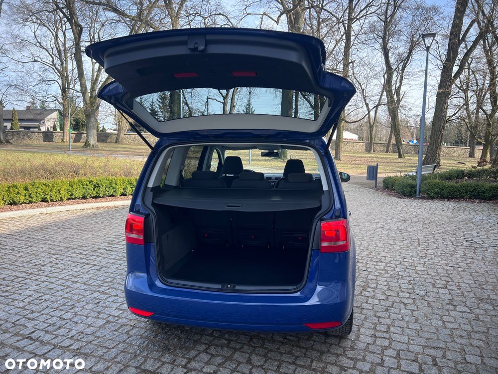 Volkswagen Touran 2.0 TDI DPF Life - 12