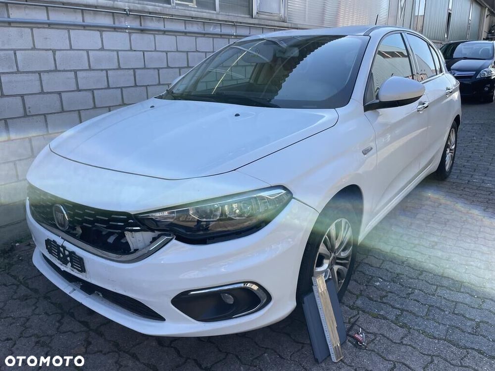 Fiat Tipo - 1