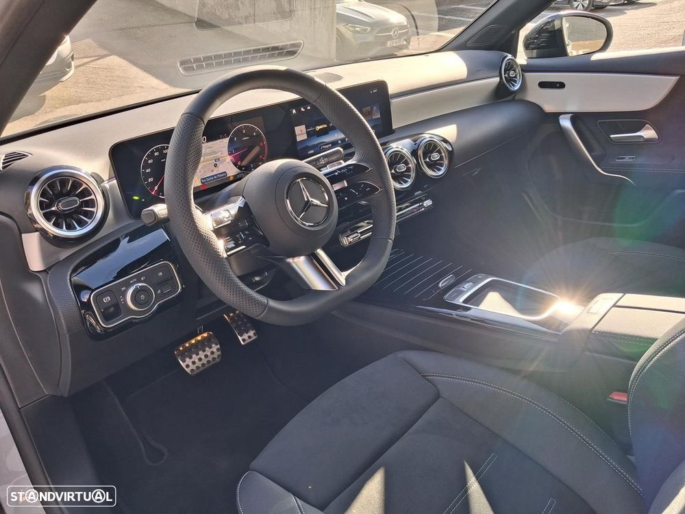 Mercedes-Benz A 180 - 11