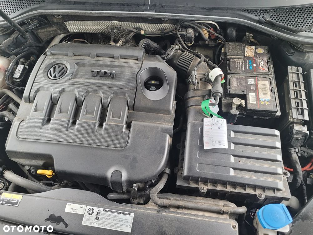 Volkswagen Passat 2.0 TDI BMT Comfortline - 24