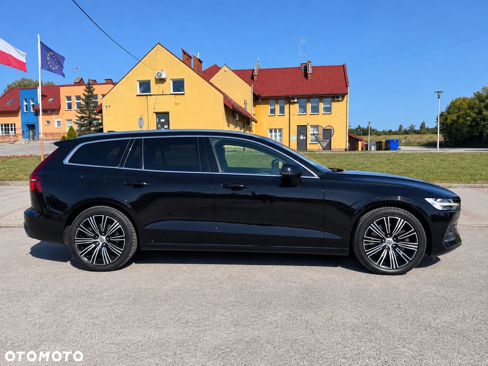 Volvo V60 2019 photo 4