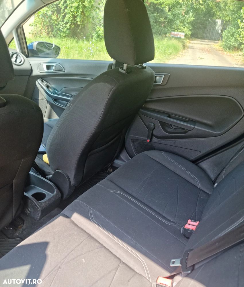Ford Fiesta - 17