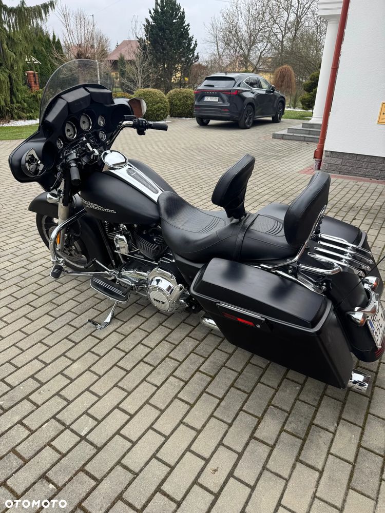 Harley-Davidson Super Glide - 2