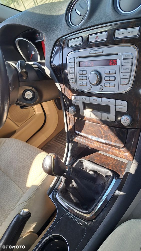 Ford Mondeo 1.8 TDCi Ghia - 7