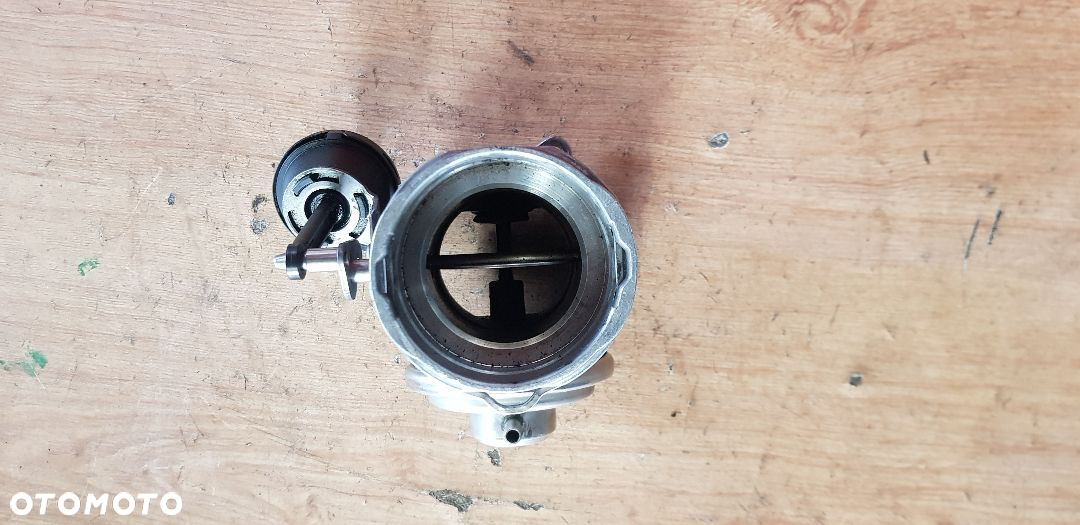 VW PASAT B5 LIFT ZAWÓR EGR 038131501AA - 2