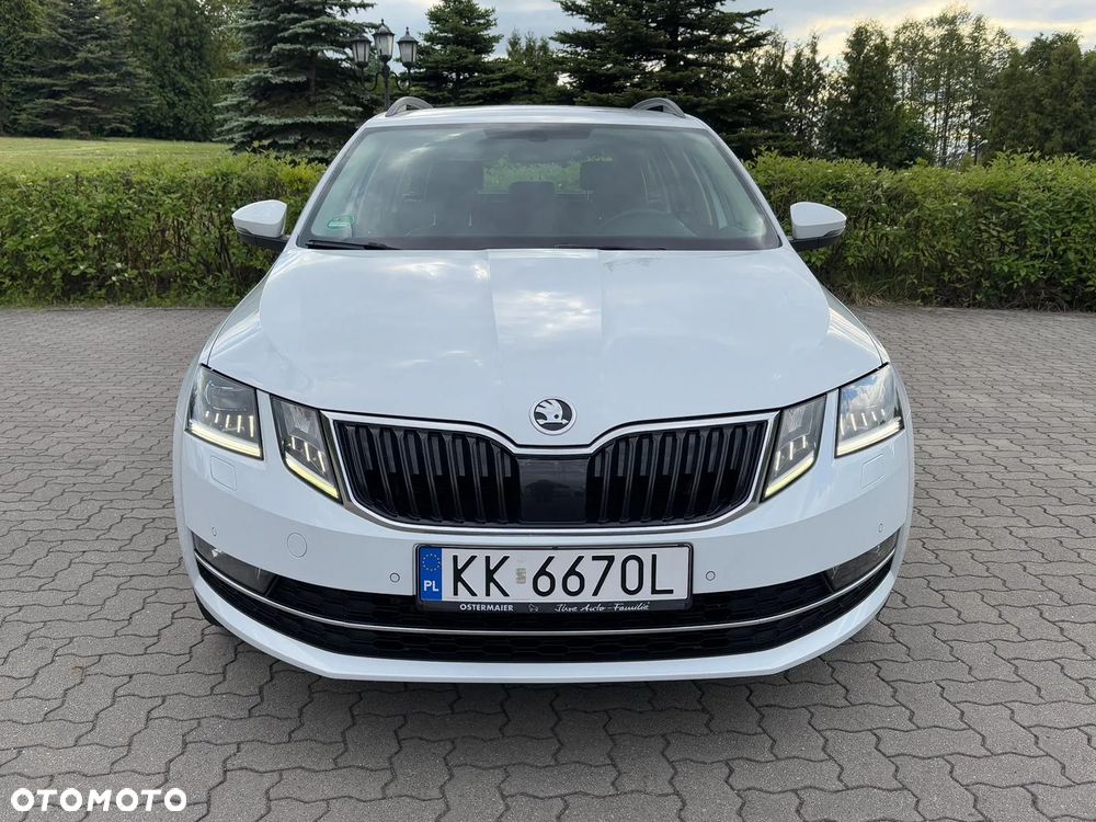 Skoda Octavia 2.0 TDI 4x4 L&K DSG - 10