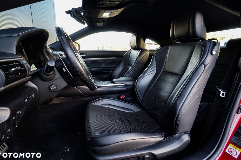 Lexus RC 200t / 300 F Sport - 14