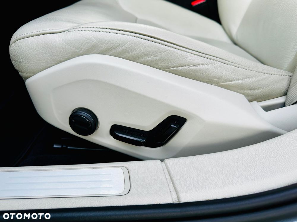 Volvo S60 ver-t6-awd-momentum-pro - 17