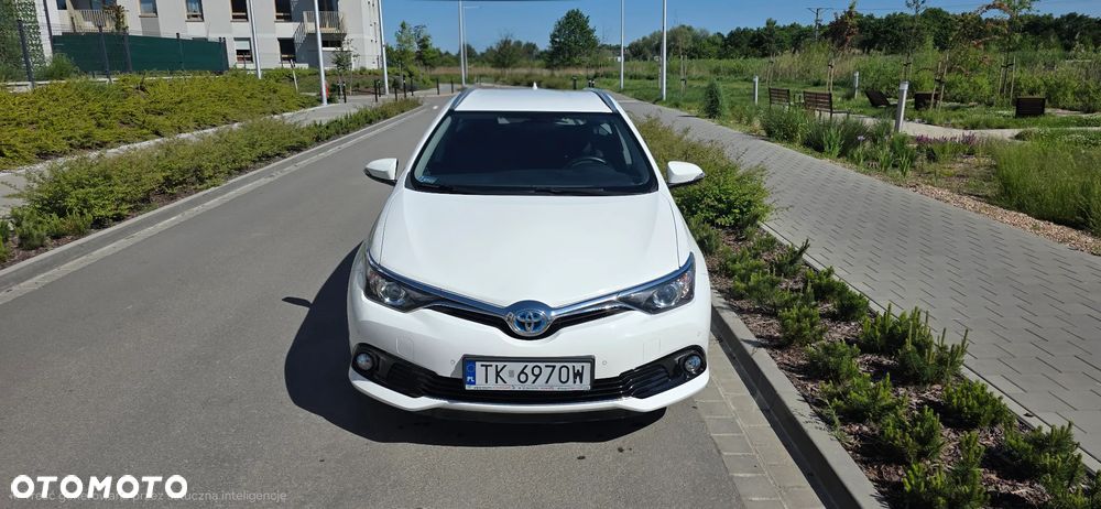 Toyota Auris - 1