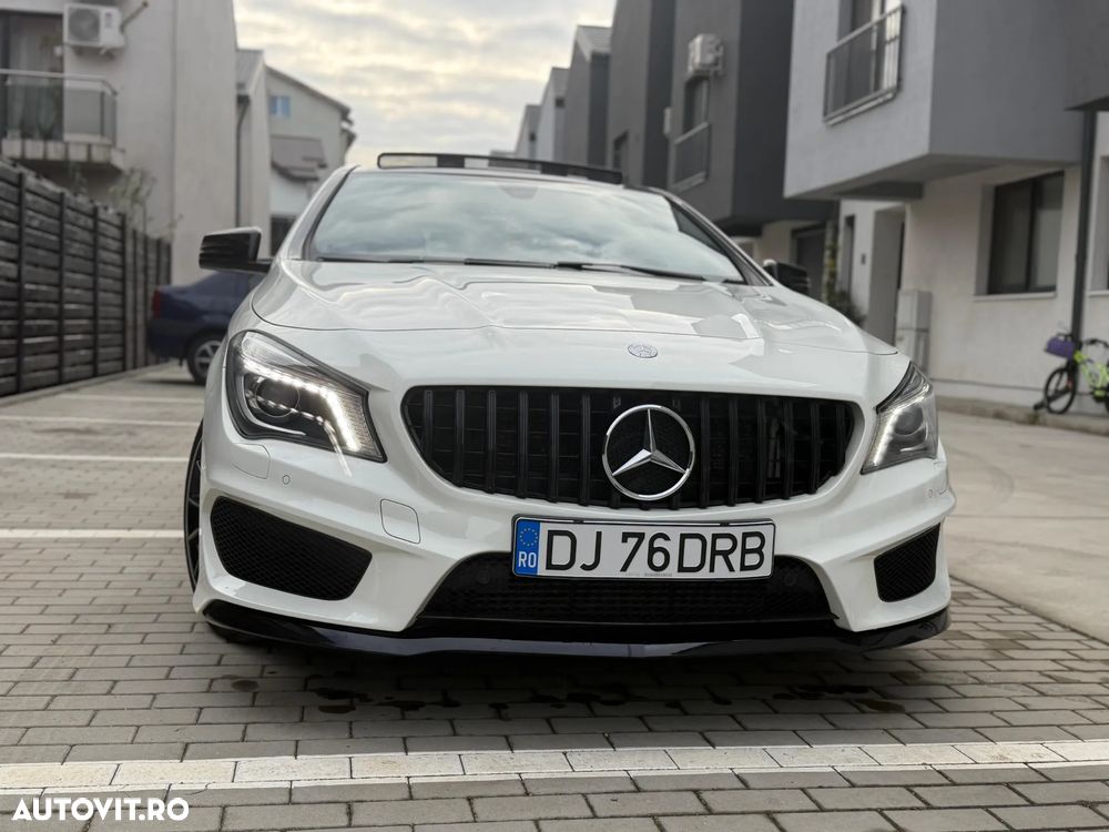 Mercedes-Benz CLA 180 AMG Line - 20