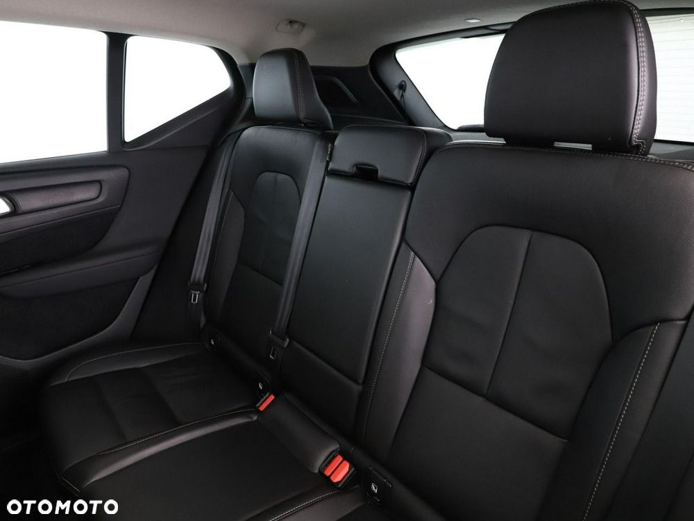 Volvo XC 40 T4 Recharge DKG Ultimate Bright - 18