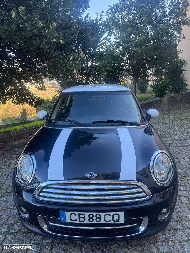 MINI 3 Portas One D - 9