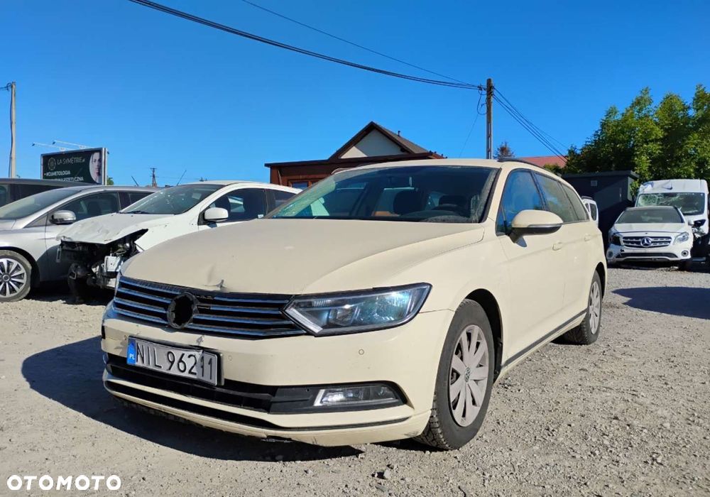 Volkswagen Passat - 2