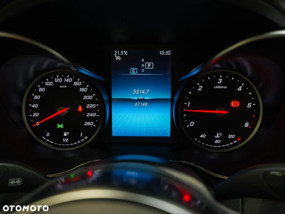 Mercedes-Benz GLC 200 d 4Matic 9G-TRONIC AMG Line - 25