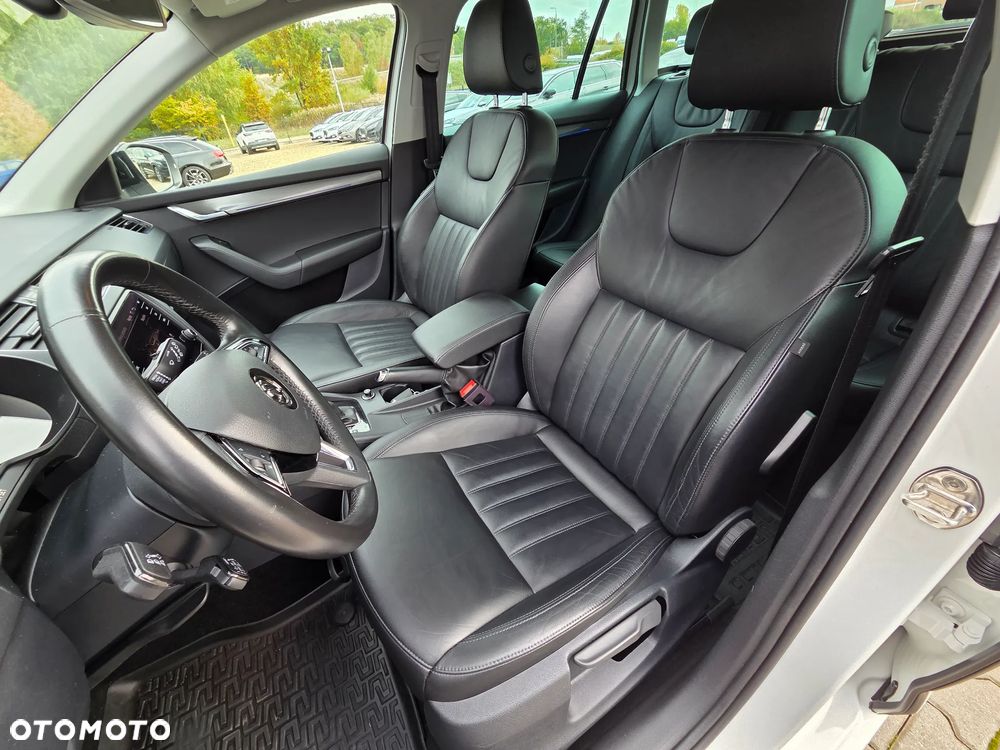 Skoda Octavia 1.5 TSI ACT Style DSG - 32