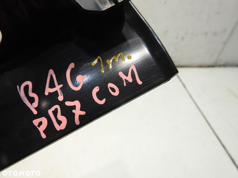ŚLIZG WSPORNIK PODŁOGI BAGAŻNIKA VW PASSAT B7 KOMBI 3C9864348B - 2