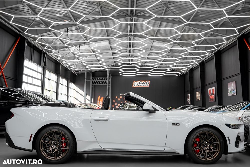Ford Mustang Convertible 5.0 Ti-VCT V8 Aut. GT - 26