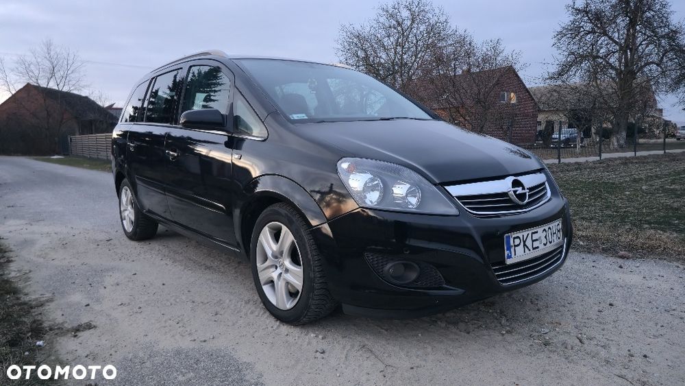 Opel Zafira - 1