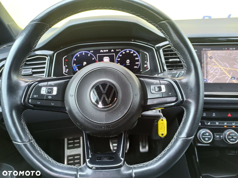 Volkswagen T-Roc - 16