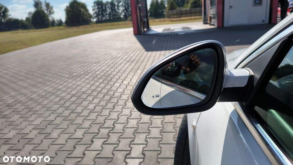 Opel Insignia - 15