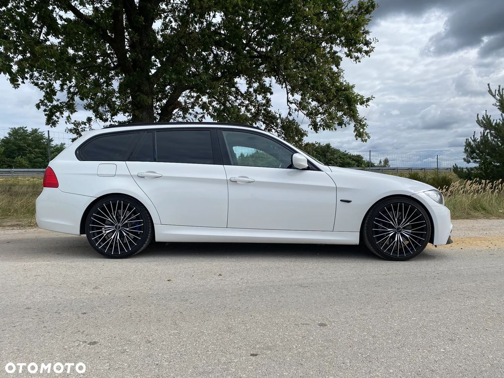 BMW Seria 3 330d DPF Edition Sport - 8