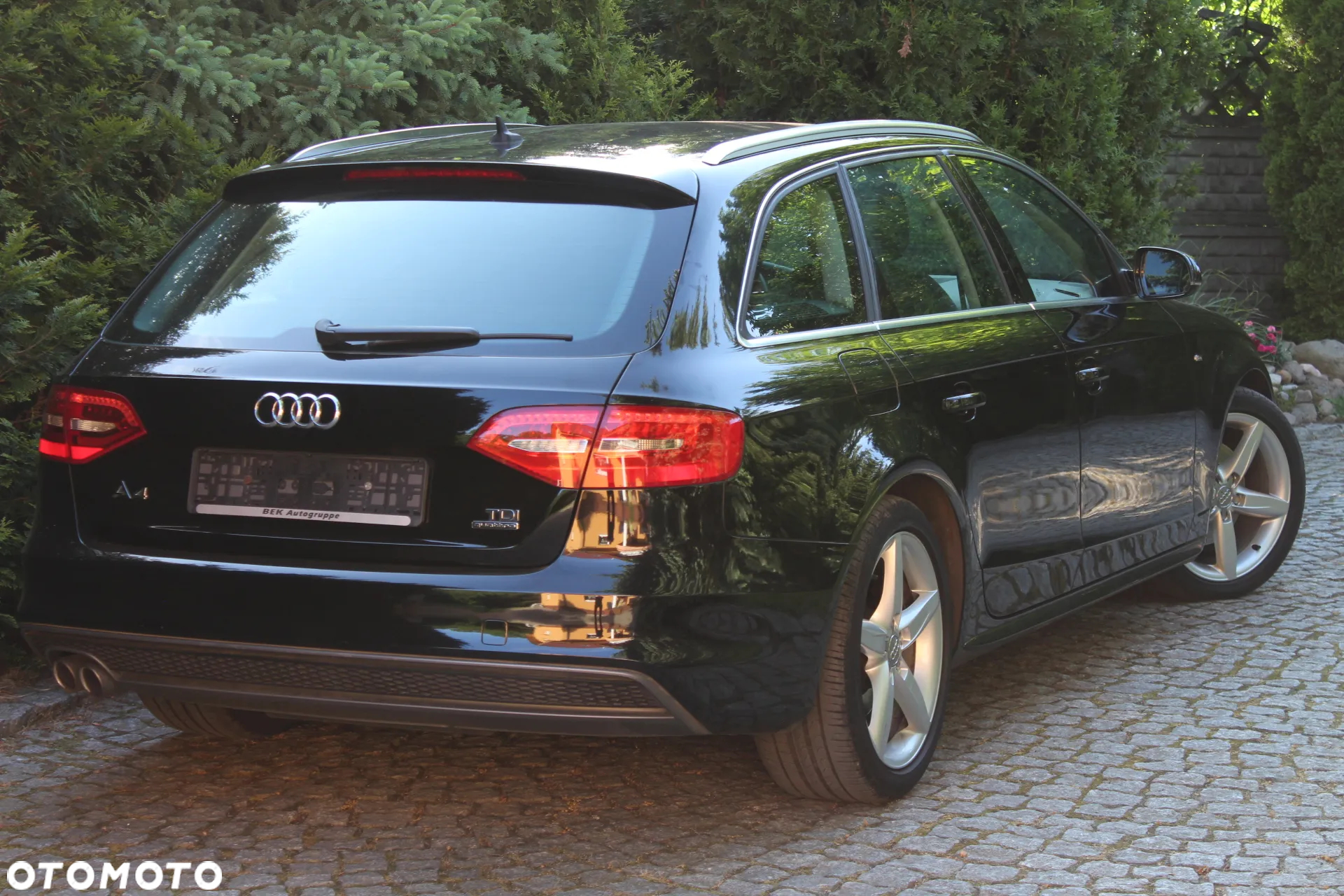 Audi A4 Avant 2.0 TDI quattro design - 14