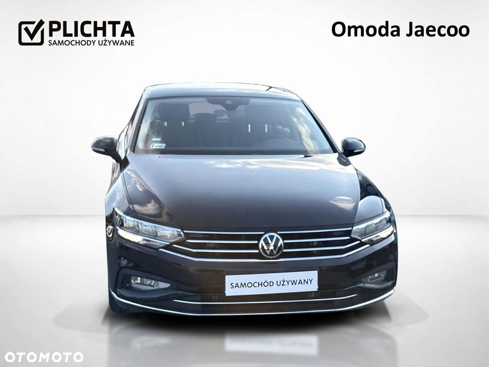 Volkswagen Passat - 9