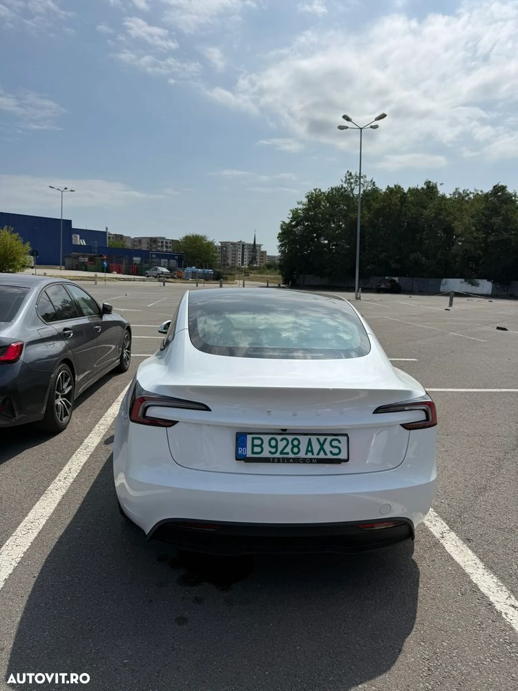 Tesla Model 3 - 13