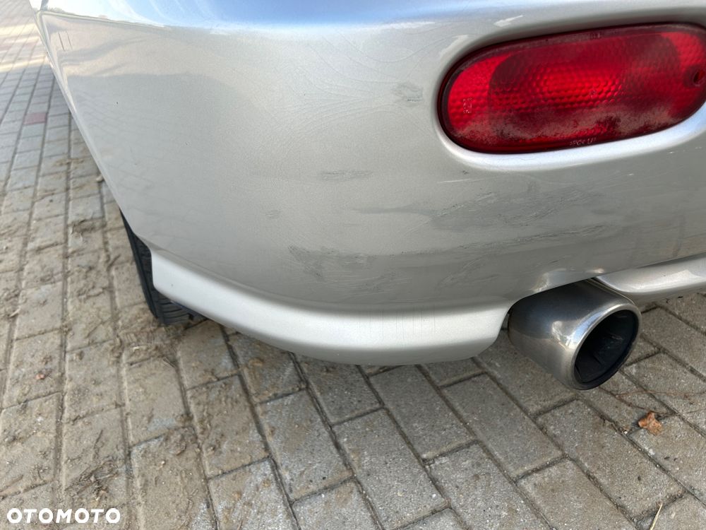 Hyundai Coupe 2.0 GL - 7