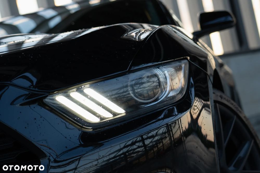 Ford Mustang 2.3 EcoBoost - 10