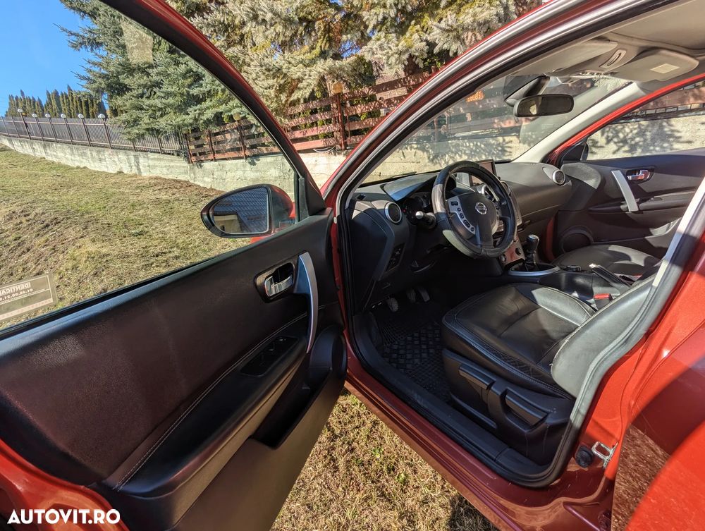 Nissan Qashqai 2.0 DCI 4 x 4 DPF tekna - 8