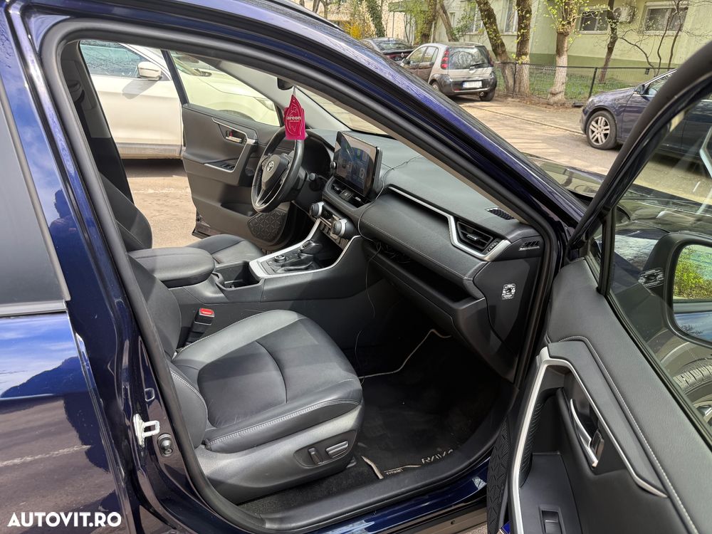 Toyota RAV4 2.5 VVT-iE 4x4 Luxury - 12