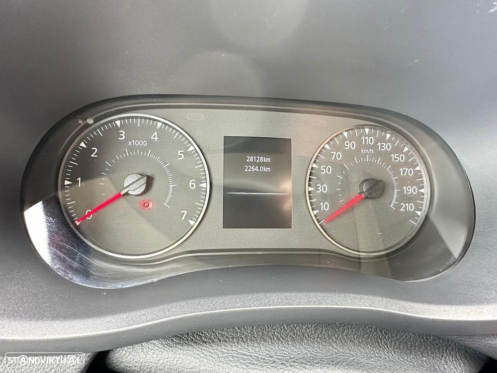 Renault Master 2.3 dCi L3H3 3.5T SS CA - 12
