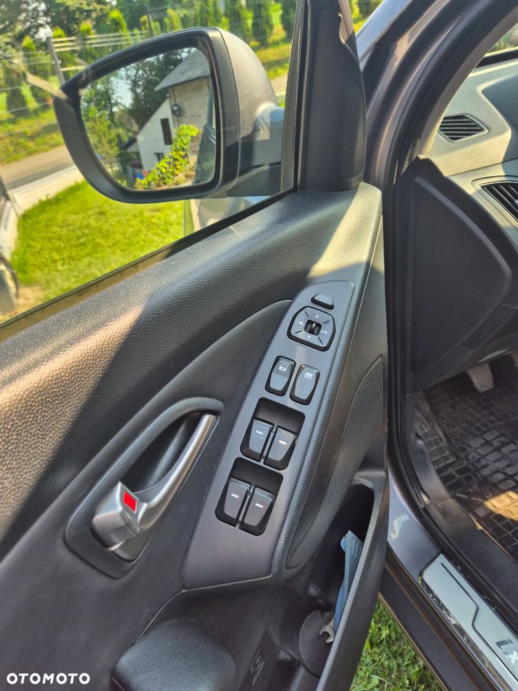 Hyundai ix35 - 9