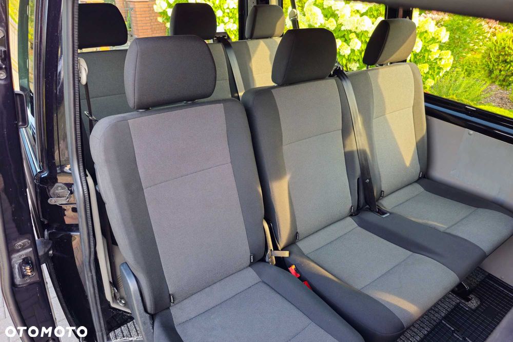 Volkswagen Transporter - 8