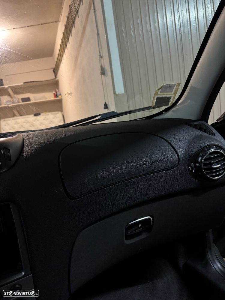 Alfa Romeo 147 1.6 TS - 9