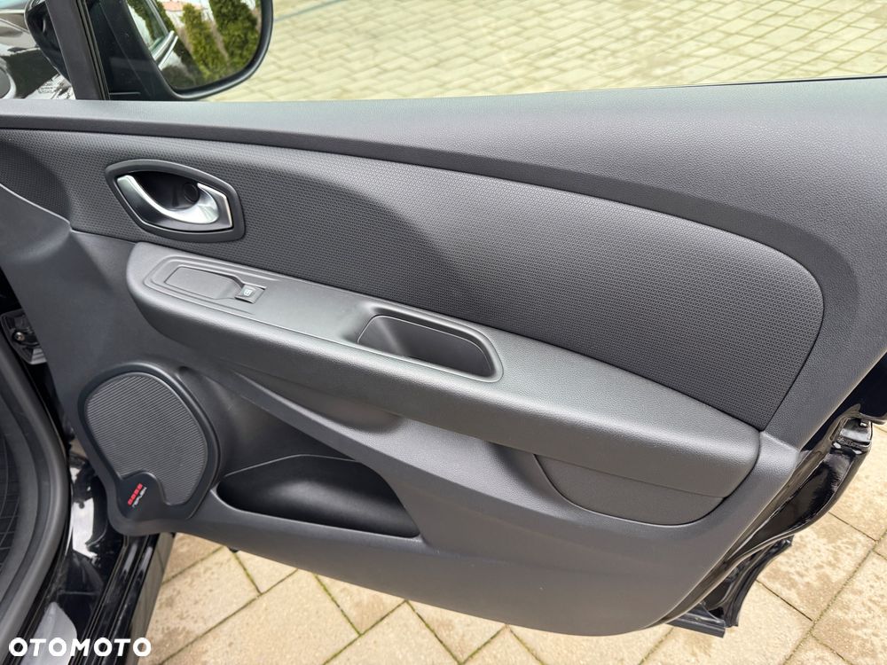 Renault Clio TCe 200 EDC Sport R.S - 30
