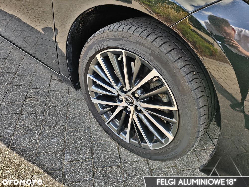 Lexus ES 300h Business Edition - 8
