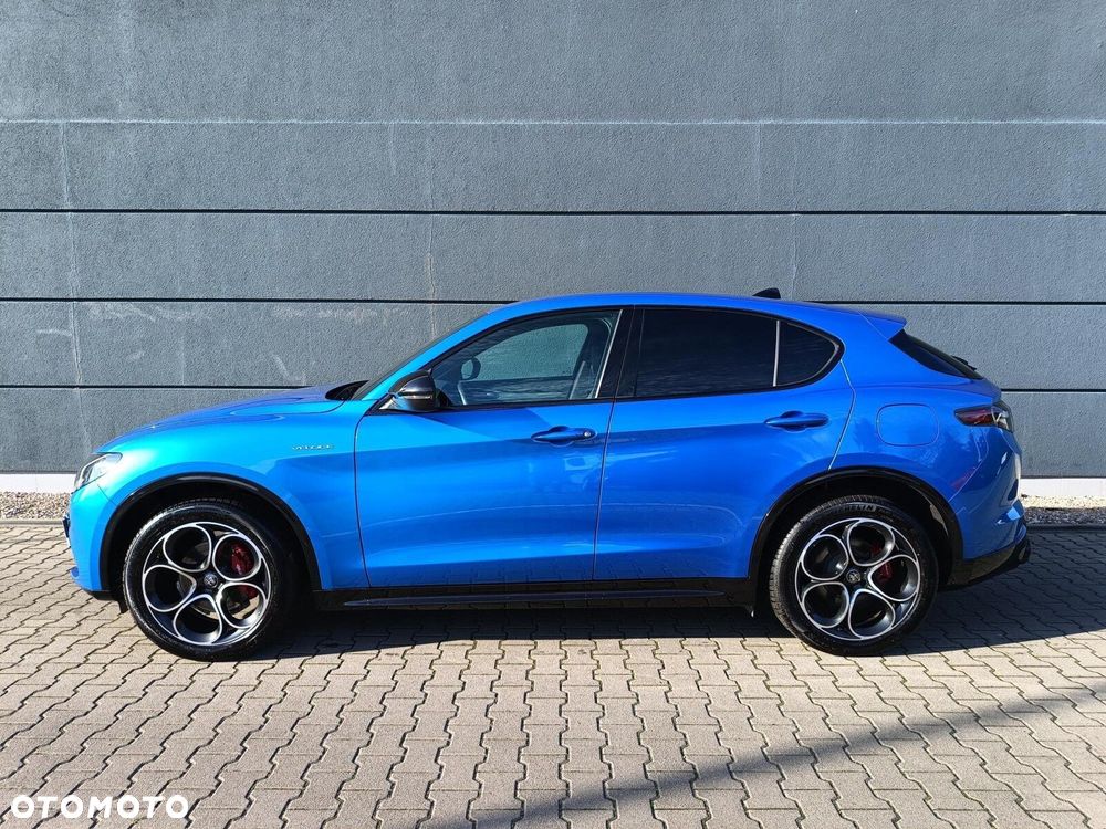 Alfa Romeo Stelvio 2.0 Turbo Veloce Q4 - 11