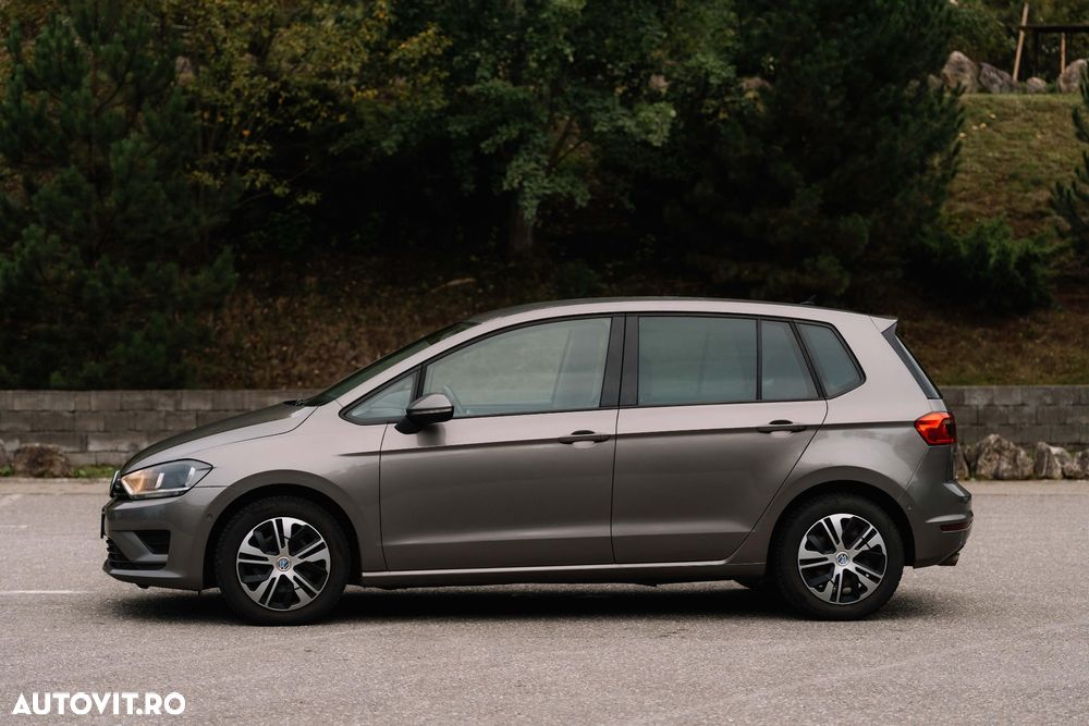 Volkswagen Golf 1.6 TDI DSG BMT Comfortline - 6