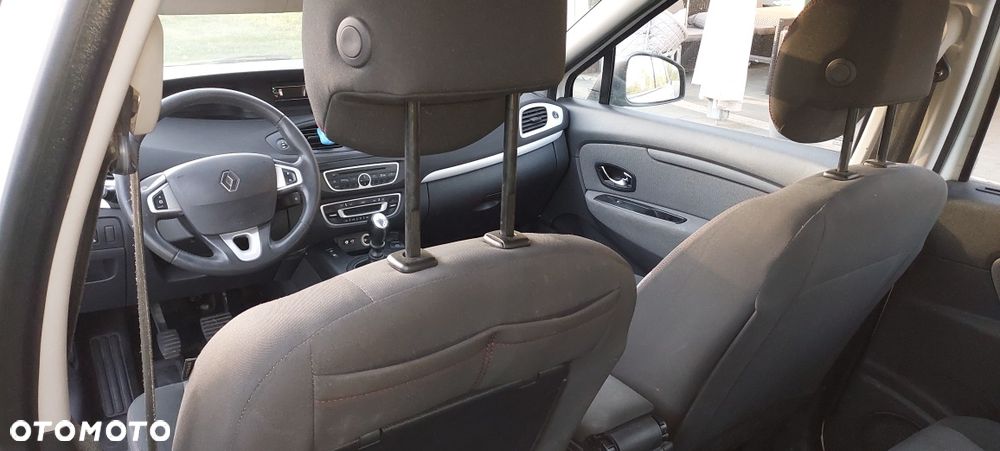 Renault Scenic - 6