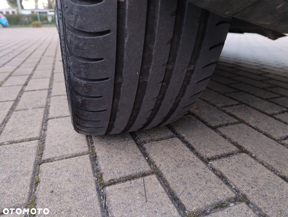 Volkswagen Polo 1.6 Trendline - 26