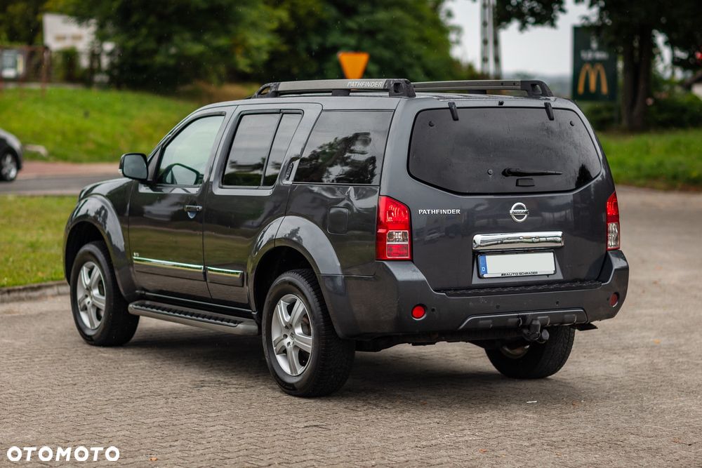 Nissan Pathfinder - 13