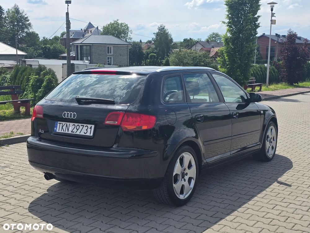 Audi A3 Sportback 1.6 FSI Ambition - 5