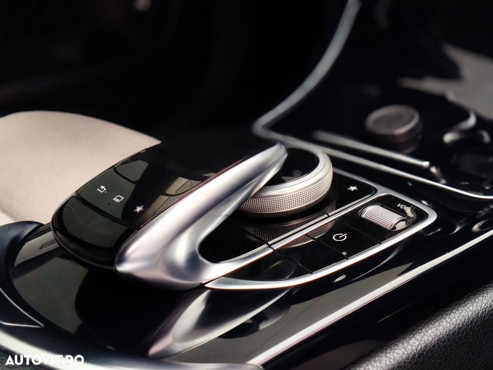 Mercedes-Benz C 200 (BlueTEC) d T 7G-TRONIC - 36