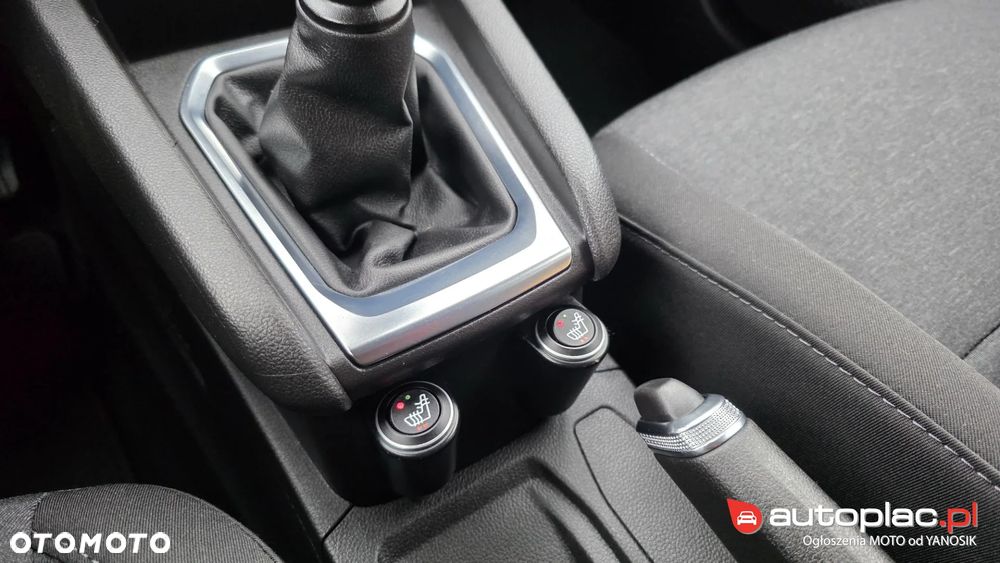 Renault Clio TCe 100 INTENS - 18