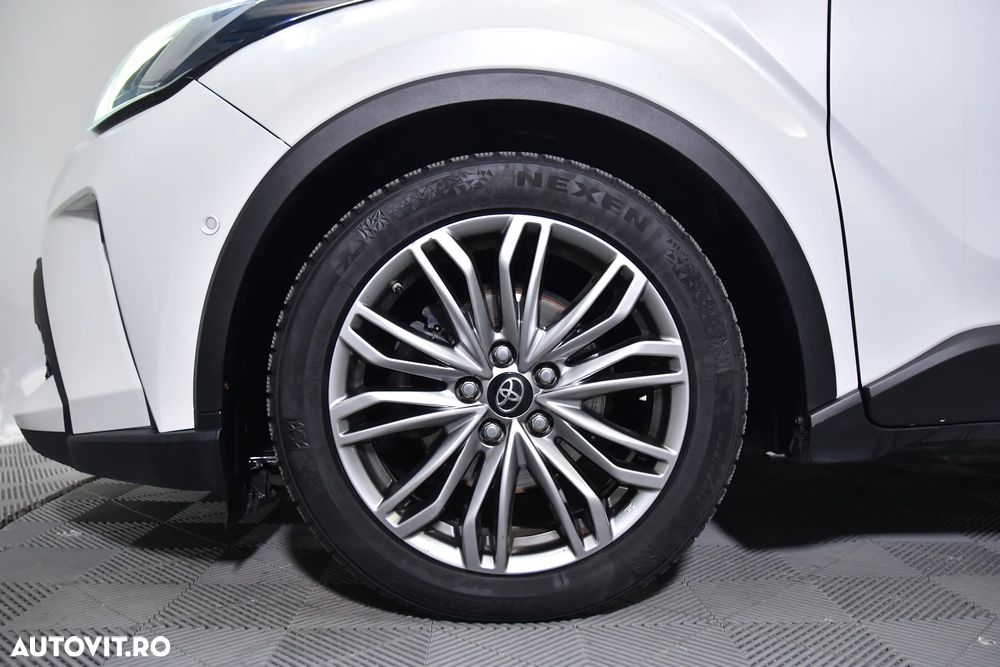 Toyota C-HR - 13