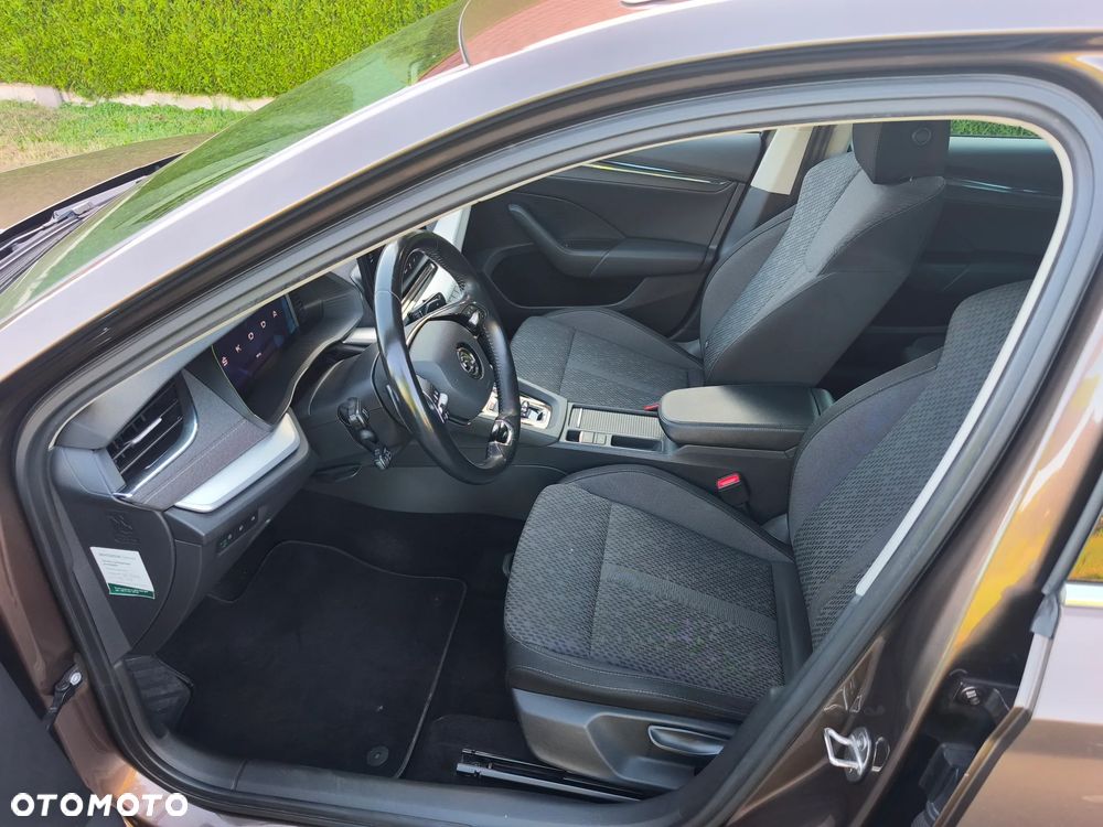 Skoda Octavia 2.0 TDI Style DSG - 21