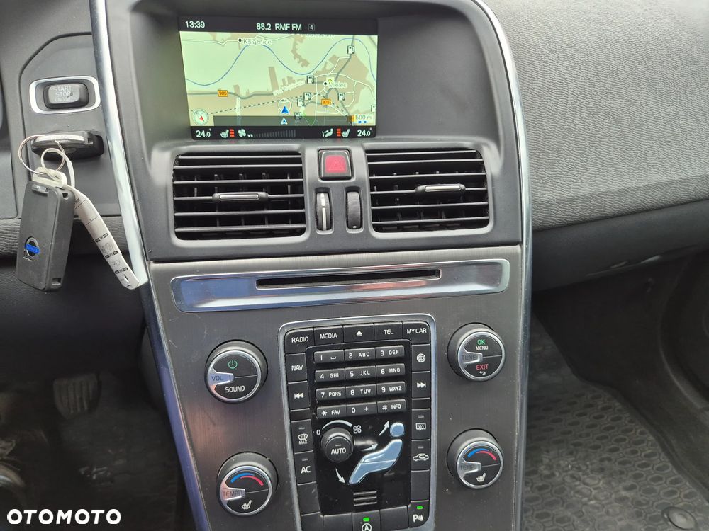 Volvo XC 60 D3 Momentum - 10